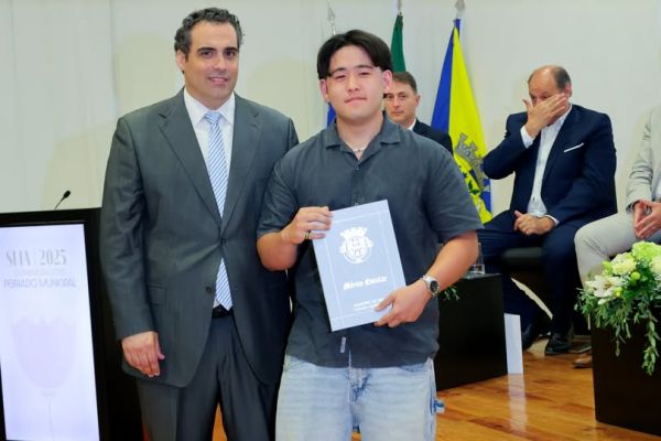  Mérito Escolar